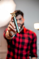 Máquina Profissional De Cortar Cabelo Barba Acabamento Pézinho e Desenhos